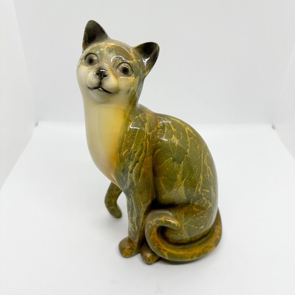 Vintage Resin Sitting Cat Figurine Drip Paint